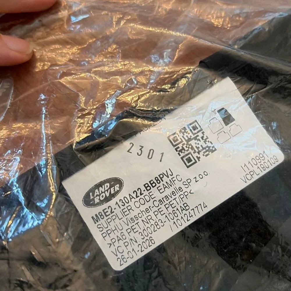 New set up for Land Rover Range Rover black car mats M8E2-130A22-BB8PVJ